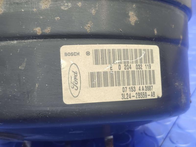 2004 Ford Explorer Power Brake Booster