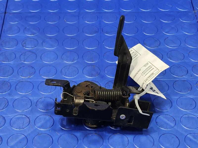 2012-2017 Hyundai Accent OEM Hood Latch Lock Assembly Genuine 811301R000