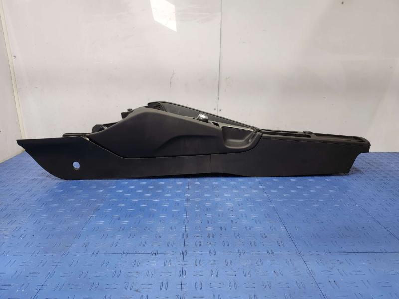 2012 Audi TT Front Console