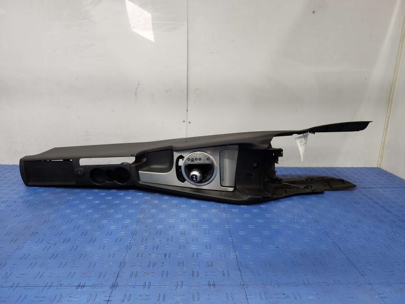 2012 Audi TT Front Console