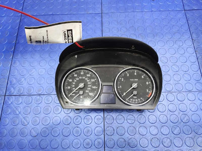 2009 BMW 328i Speedometer