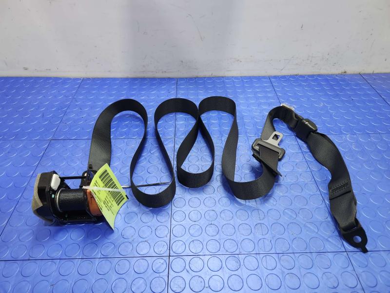2015 Infiniti Q50 Rear Seat Belt
