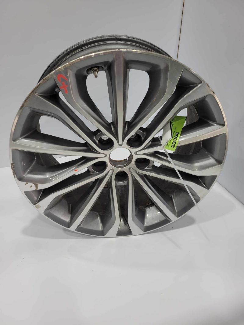 2015 Genesis Genesis Wheel