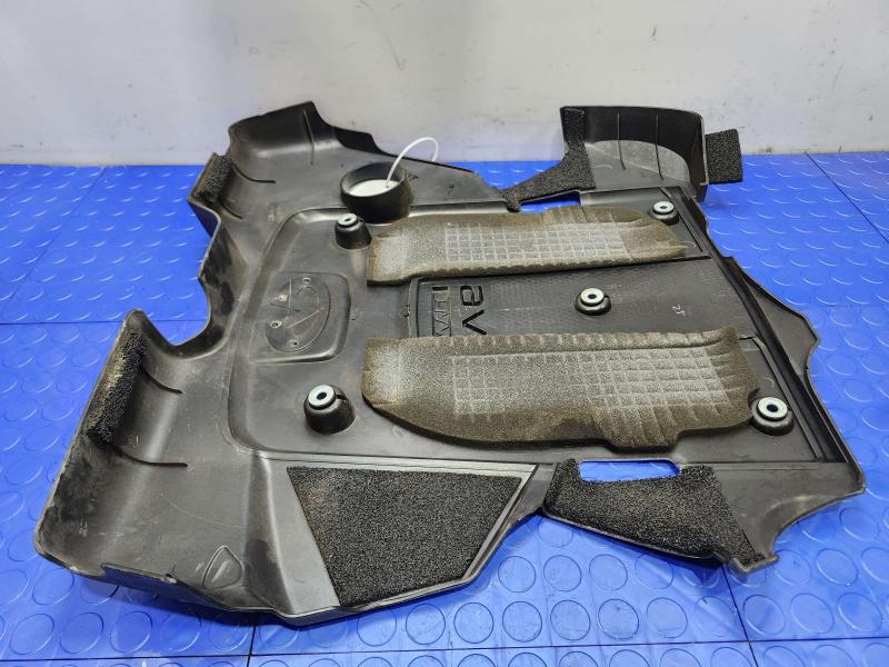 2015 Infiniti Q50 Engine Cover