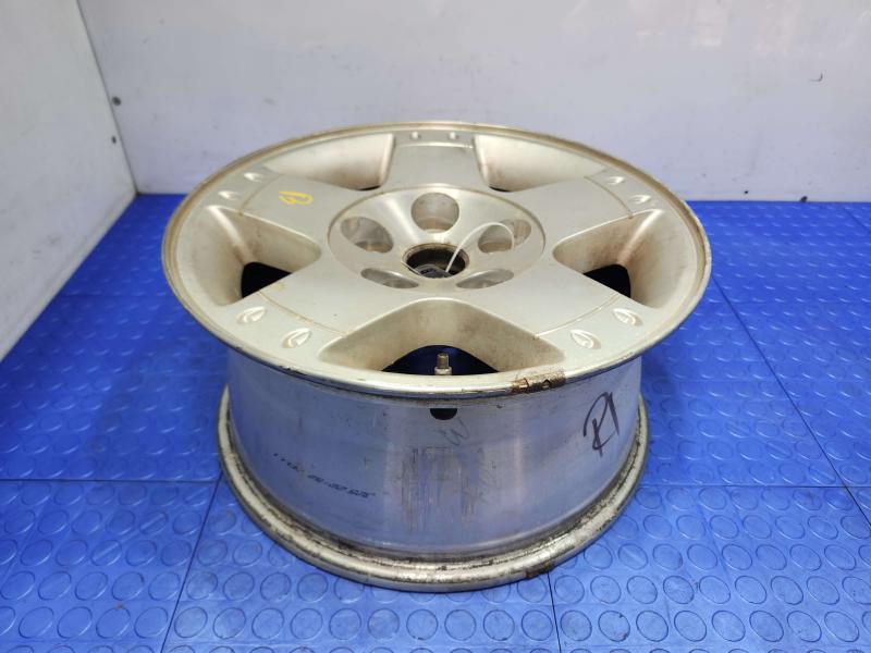 2002 Dodge Ram 1500 Wheel