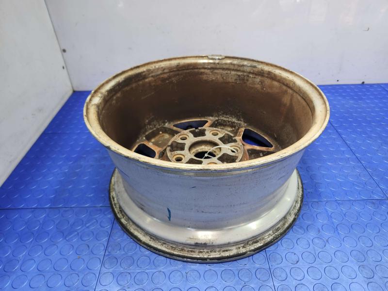 2002 Dodge Ram 1500 Wheel