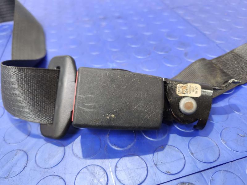 2015 Chrysler 200 Rear Seat Belt