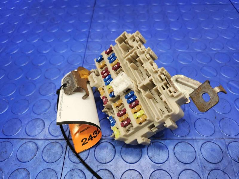 2016-2018 Nissan Maxima Cabin Fuse Box Junction Block Genuine OEM 24350-4RA0A