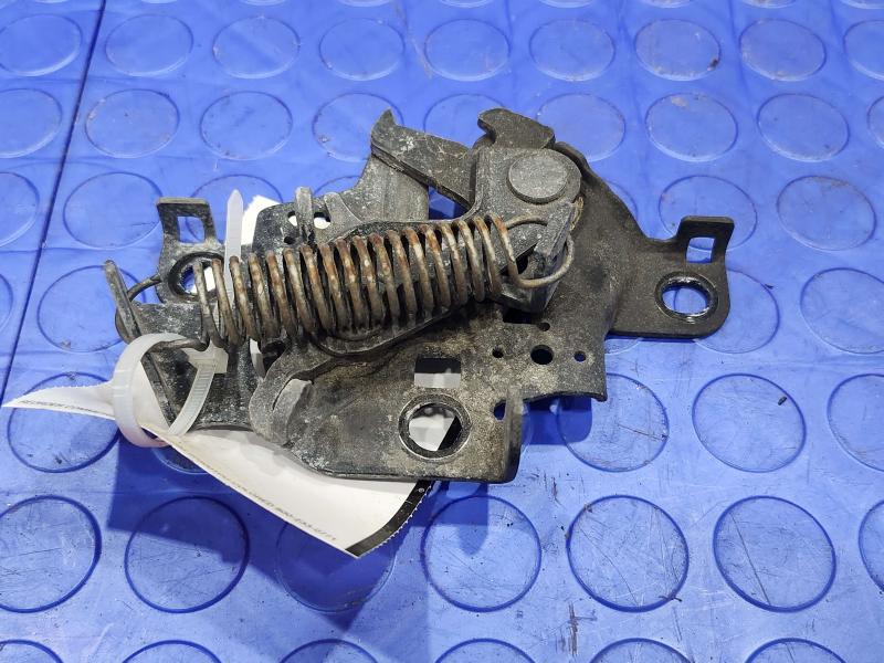 2010-2015 Toyota Prius 1.8L Hood Latch Lock Assembly Genuine OEM 53510-47092