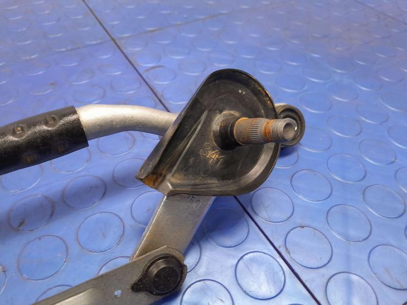 2014-2024 Kia Soul Windshield Wiper Linkage Transmission OEM 98120B2000