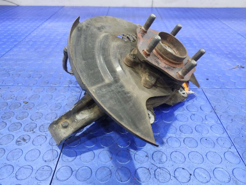 2013 Nissan Pathfinder Spindle Knuckle Front