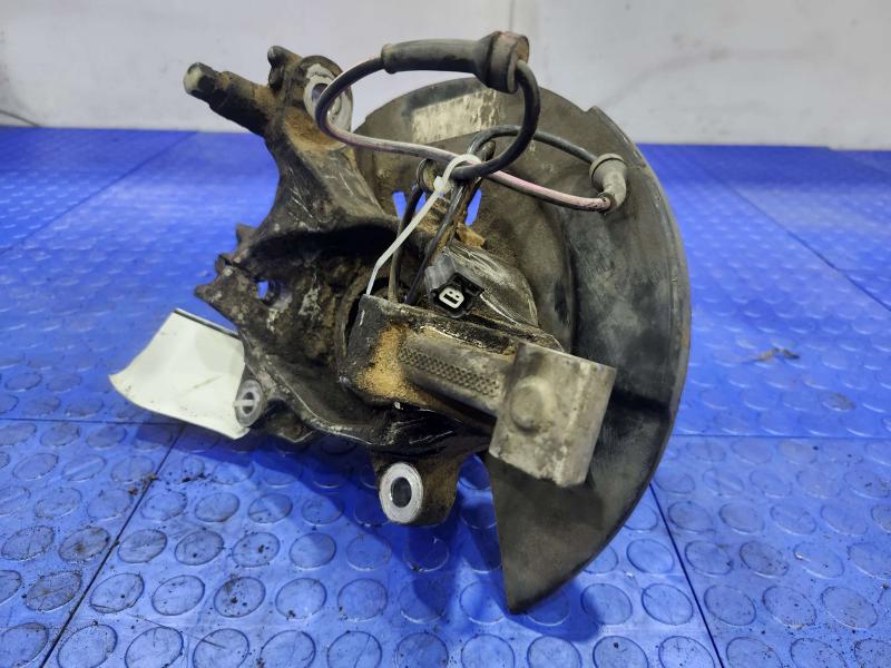 2013 Nissan Pathfinder Spindle Knuckle Front