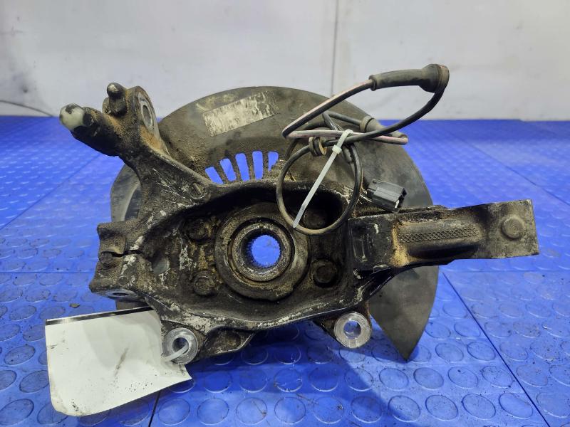 2013 Nissan Pathfinder Spindle Knuckle Front