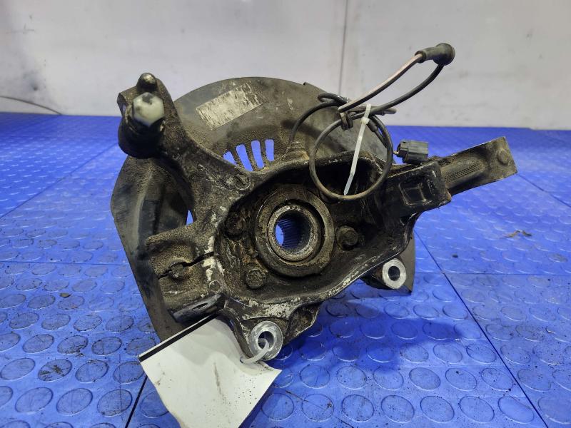 2013 Nissan Pathfinder Spindle Knuckle Front