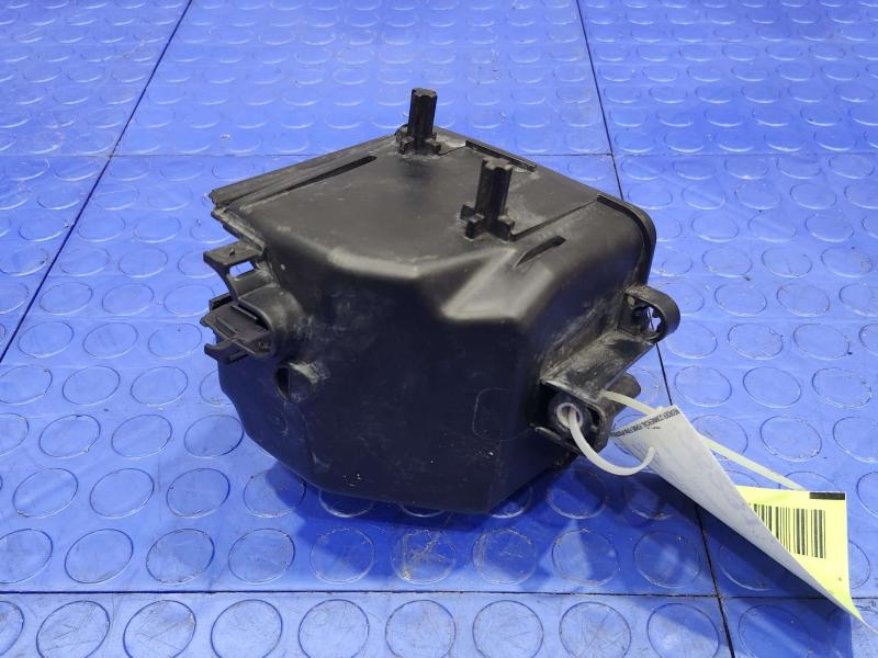 2018 Alfa Romeo Giulia Engine Fuse Box