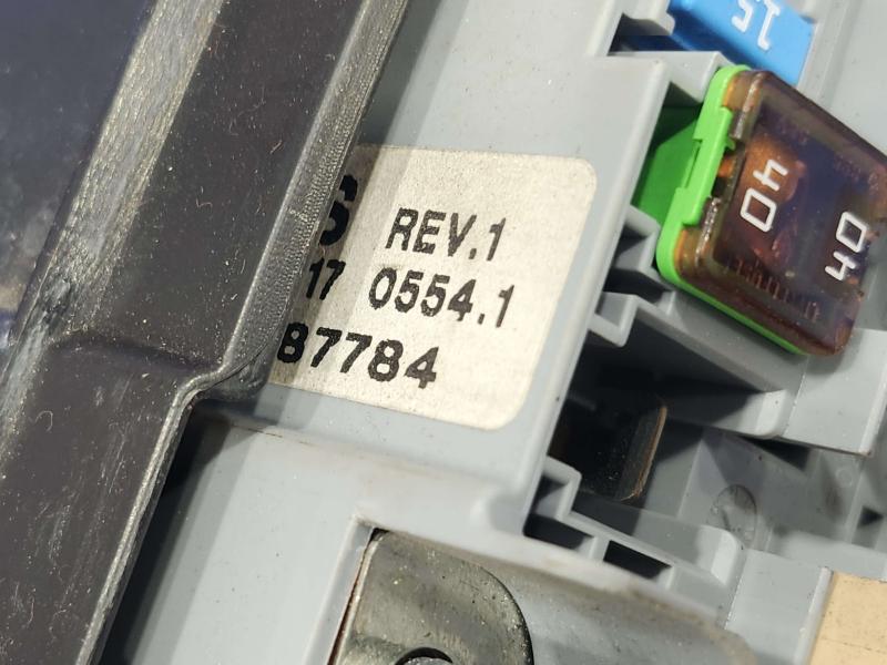 2018 Alfa Romeo Giulia Engine Fuse Box