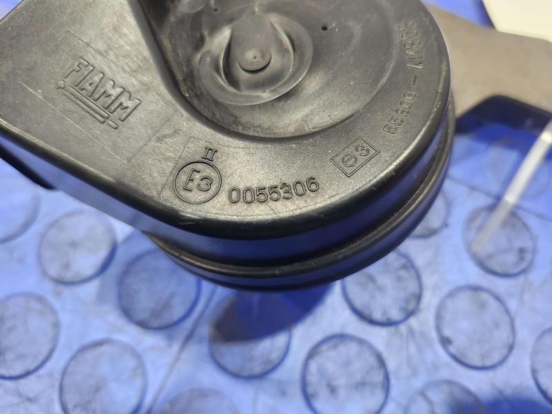 2009-2014 Ford F-150 Dual Note Horn Assembly Genuine OEM 9L3Z13832A
