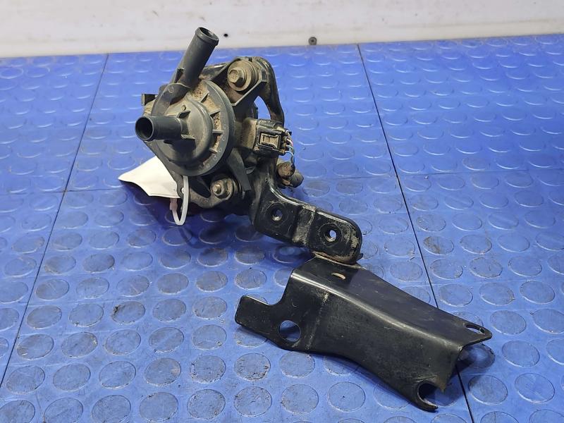 2011-2015 Toyota Prius Electric Inverter Water Pump Genuine OEM G904052010
