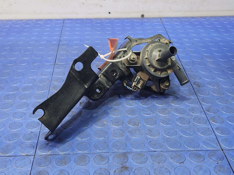 2011-2015 Toyota Prius Electric Inverter Water Pump Genuine OEM G904052010