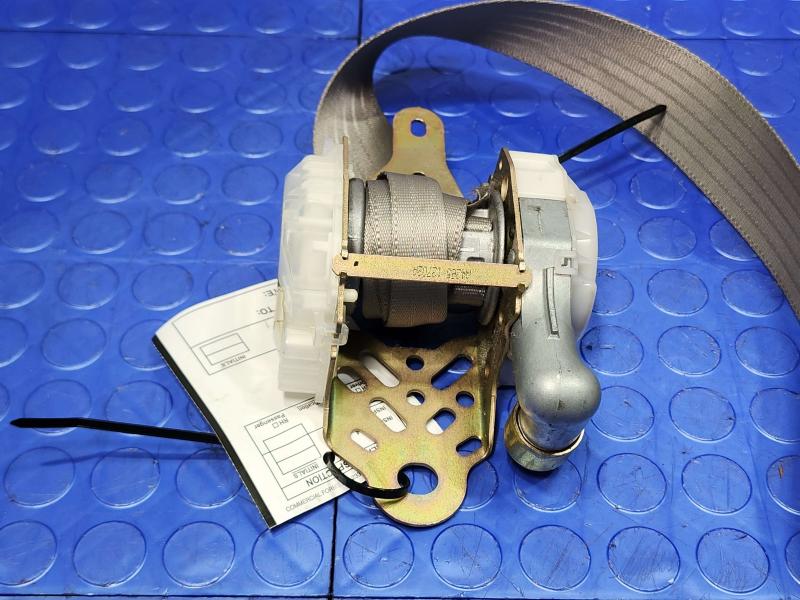2002 Toyota Camry Front Seat Belt