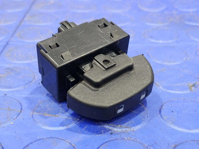 2013 Ford F-150 Door Switch Front