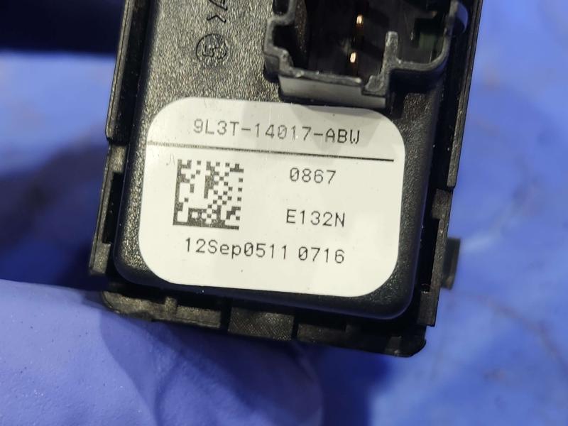 2013 Ford F-150 Door Switch Front