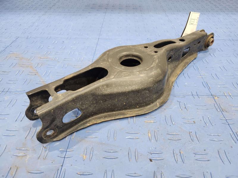 2020 Toyota RAV4 Lower Control Arm Rr