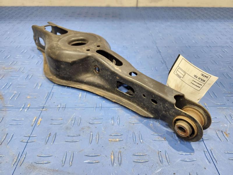 2020 Toyota RAV4 Lower Control Arm Rr