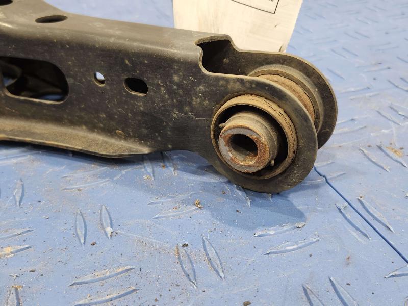 2020 Toyota RAV4 Lower Control Arm Rr