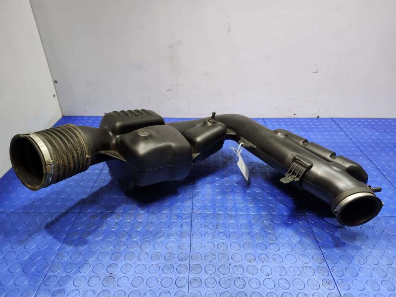 2015 Jeep Grand Cherokee Air Intake Tube/Resonator