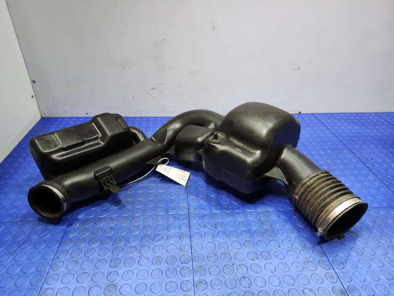 2015 Jeep Grand Cherokee Air Intake Tube/Resonator