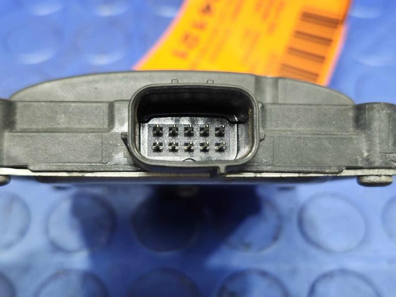 2017 Mazda 3 Radar Blindspot Detection Control Module Genuine OEM GRT667Y30A