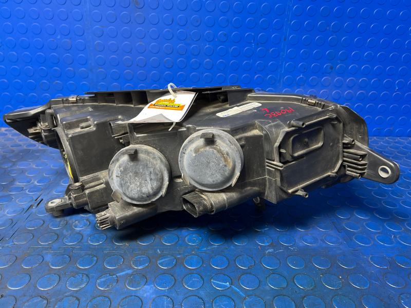 2010 Volkswagen CC Headlamp Assembly