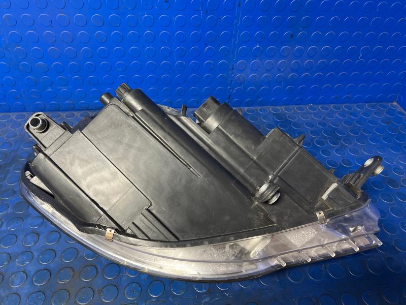 2010 Volkswagen CC Headlamp Assembly