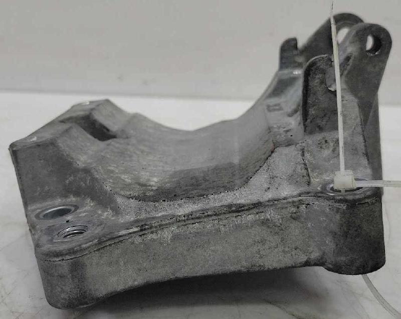 2016 - 2018 Acura RDX AC Compressor Mounting Bracket OEM 389305G0A00