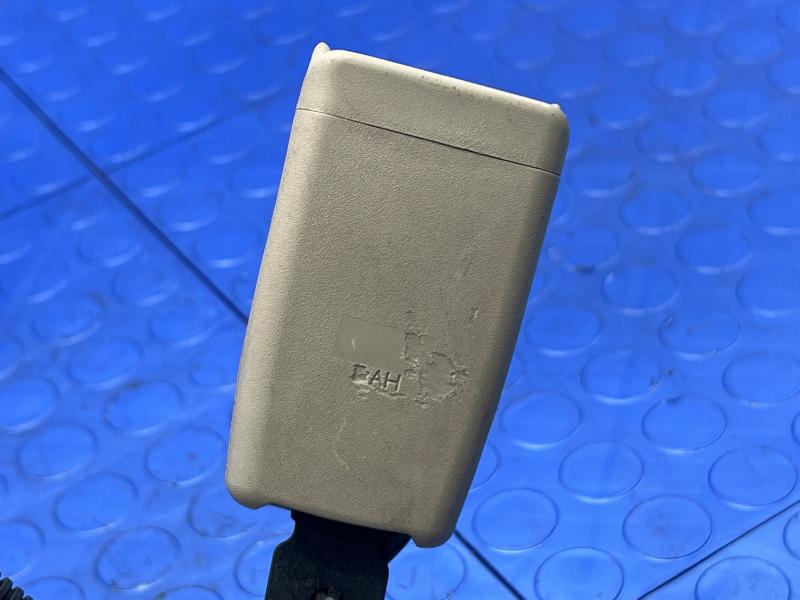 2017 Subaru Legacy Front Seat Belt