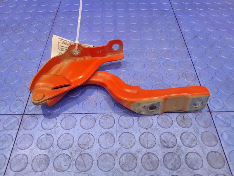 2019 Hyundai Kona Hood Hinge