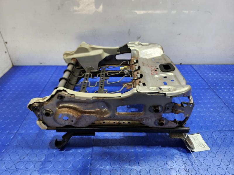2013 Subaru Crosstrek Seat Track