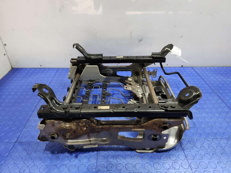 2013 Subaru Crosstrek Seat Track