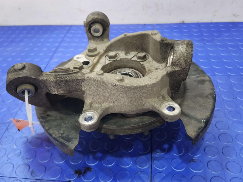 2013 Infiniti FX35 Rear Knuckle/Stub Axle