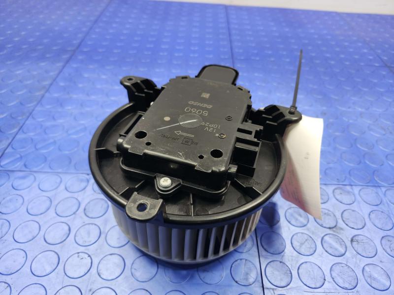 2013-2015 Cadillac ATS Heater AC Blower Motor Assembly Genuine OEM 22799376