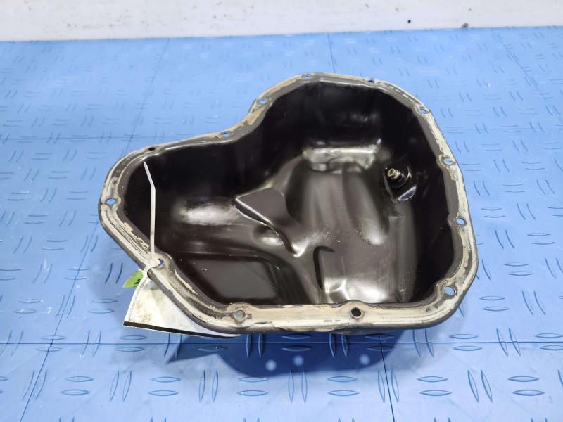 2013 Toyota Camry Oil Pan