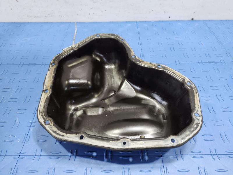 2013 Toyota Camry Oil Pan