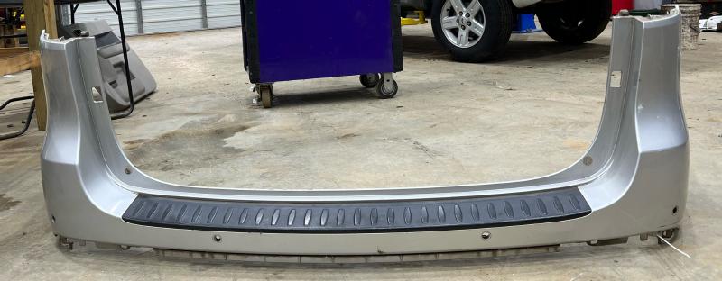 2016 Kia Sedona Bumper Cover - Rear