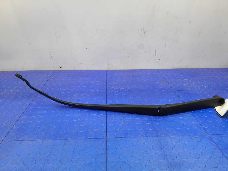 2014-2018 Kia Forte Windshield Wiper Arm Right Passenger Side OEM 98320A7500