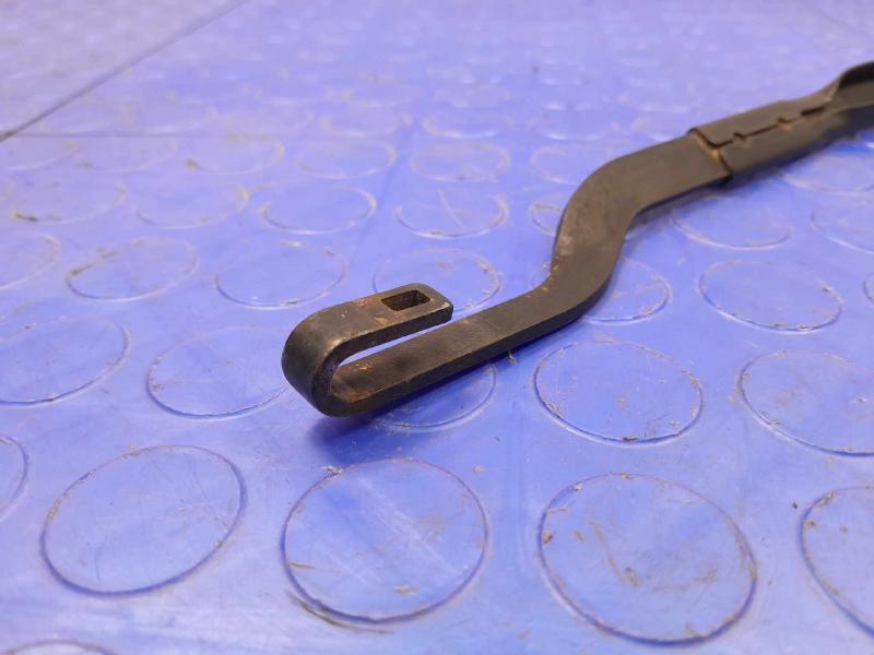 2014-2018 Kia Forte Windshield Wiper Arm Right Passenger Side OEM 98320A7500