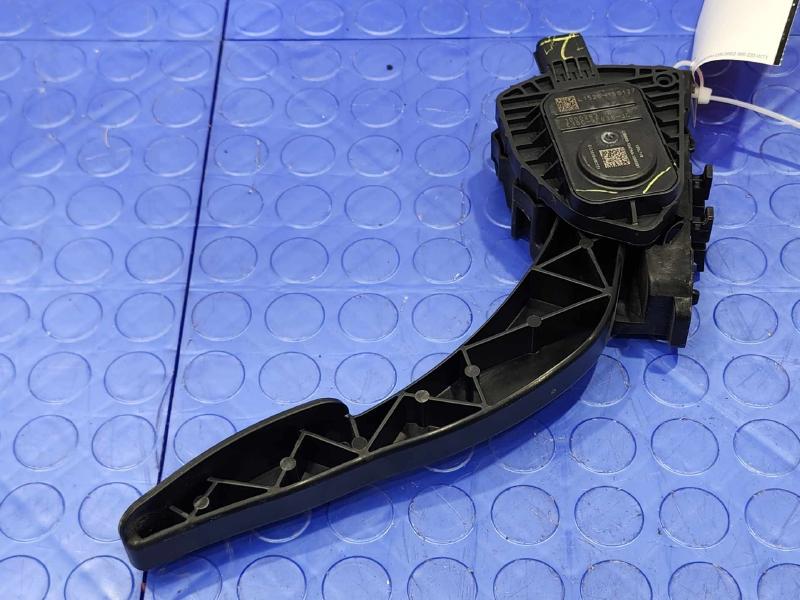 2016 Lincoln MKX Pedal Assembly
