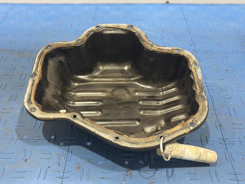 2007 Toyota RAV4 Oil Pan