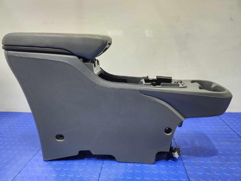 2019 Chevrolet Bolt Front Console