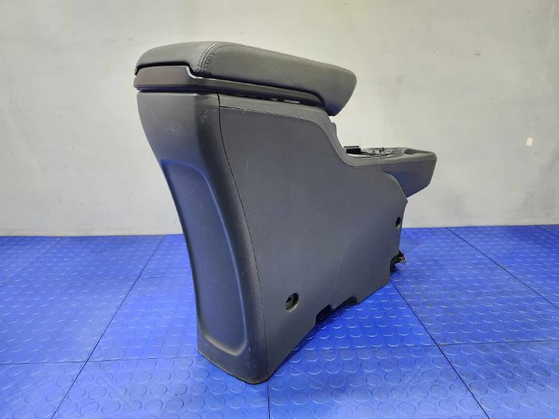 2019 Chevrolet Bolt Front Console